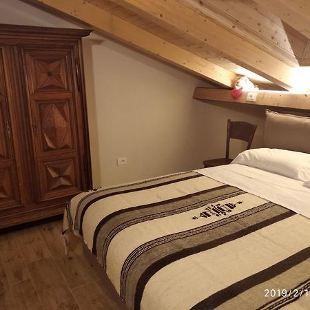 Maison Soleil - In Mansarda - Affitti Brevi Italia アオスタ エクステリア 写真